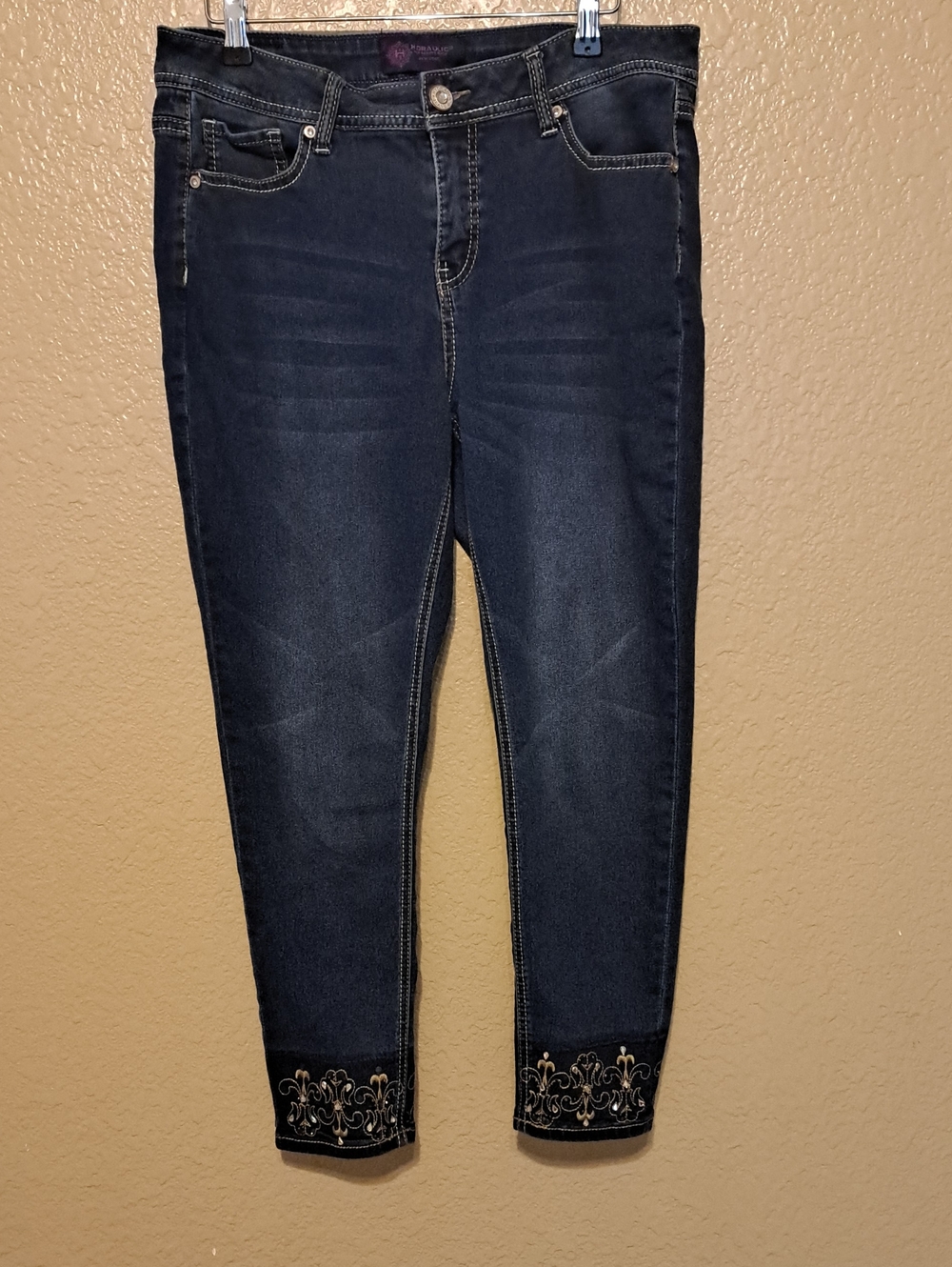 Hydraulic Dark Blue Ankle Jeans with Embroidered Cuffs. Emma Midrise Skinny. - Picture 1 of 14